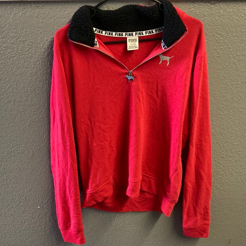 Victoria’s Secret PINK Pullover, size Large, Red with black fur on collar